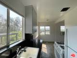 2986 Waverly Dr - Photo 3