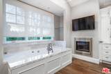 4800 Zelzah Ave - Photo 45