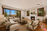 1126 Yale St - Photo 3