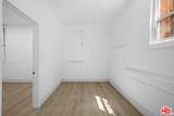 934 Mott St - Photo 14