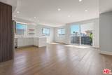 935 Hudson Ave - Photo 2