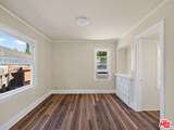 20911 Vose St - Photo 23