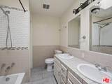 20911 Vose St - Photo 28
