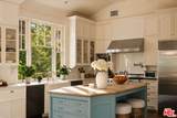2041 Mandeville Canyon Rd - Photo 11