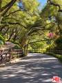 2041 Mandeville Canyon Rd - Photo 47