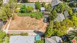 1674 Morton Ave - Photo 20