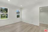 8064 Wakefield Ave - Photo 10