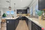 522 Harbor Blvd - Photo 14