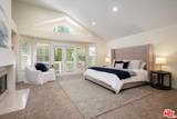 22322 Cairnloch St - Photo 24