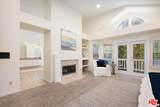 22322 Cairnloch St - Photo 26