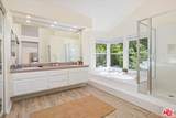 22322 Cairnloch St - Photo 27