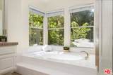 22322 Cairnloch St - Photo 28