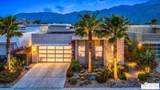 1107 Celadon St - Photo 3