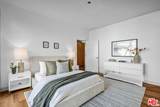 1013 Bay St - Photo 15