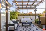 8015 Rosewood Ave - Photo 17