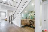 5002 Noble Ave - Photo 10