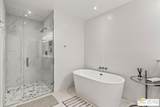 10201 Lakeview Dr - Photo 18