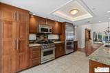 2995 Avery Dr - Photo 14