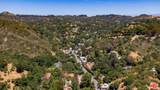 2250 Benedict Canyon Dr - Photo 11