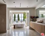 9360 Readcrest Dr - Photo 14