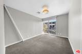 1145 Larrabee St - Photo 18
