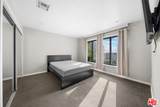 1145 Larrabee St - Photo 20