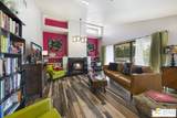 975 Village Sq - Photo 4
