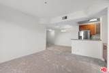620 Gramercy Pl - Photo 12
