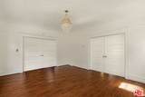 2302 Budlong Ave - Photo 9