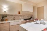 16401 Mulholland Dr - Photo 37