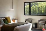 16401 Mulholland Dr - Photo 47