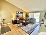 696 Vista Lago Cir - Photo 9