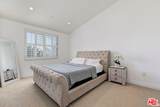 841 Westmount Dr - Photo 14