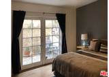 1145 Larrabee St - Photo 2