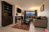 1942 Grace Ave - Photo 3