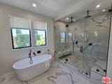 5012 Enfield Ave - Photo 33