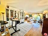 622 Barrington Ave - Photo 3