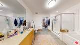 1130 Flower St - Photo 19