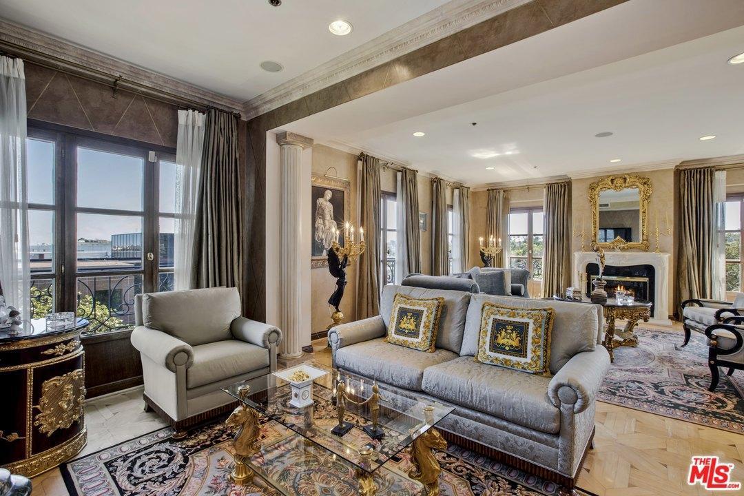 425 Maple Drive - Photo 1