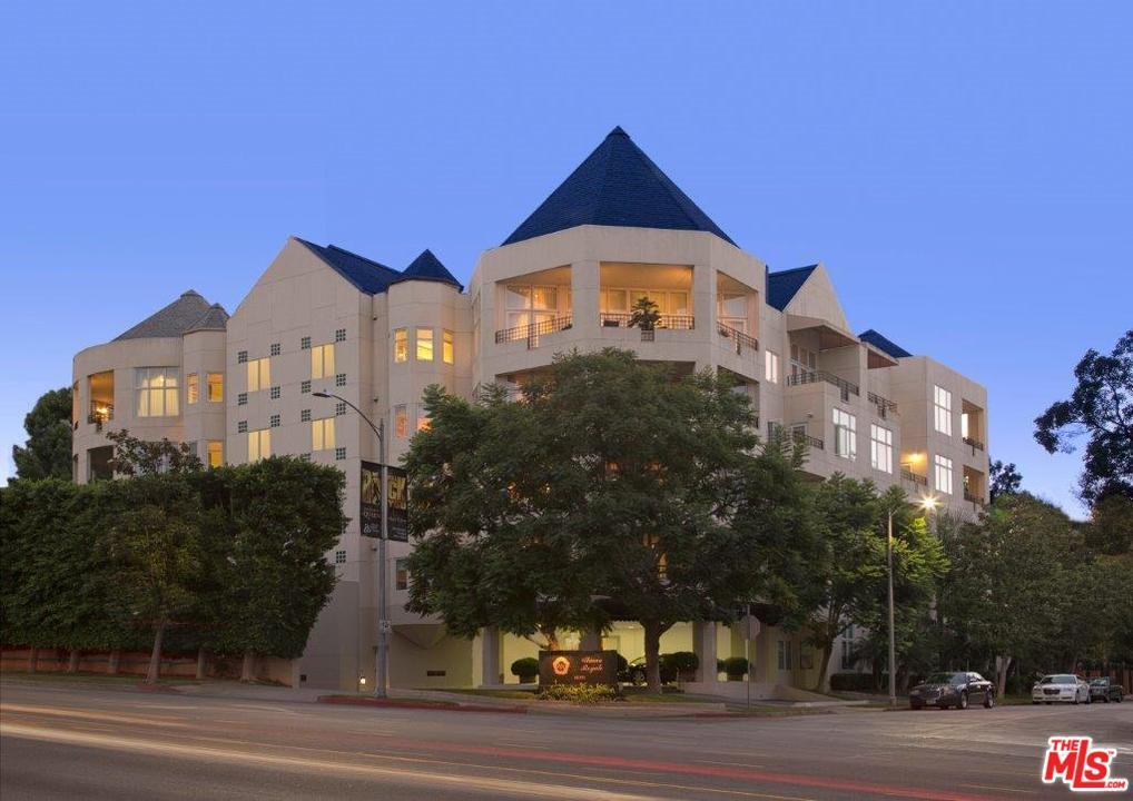 10351 Wilshire Boulevard - Photo 1