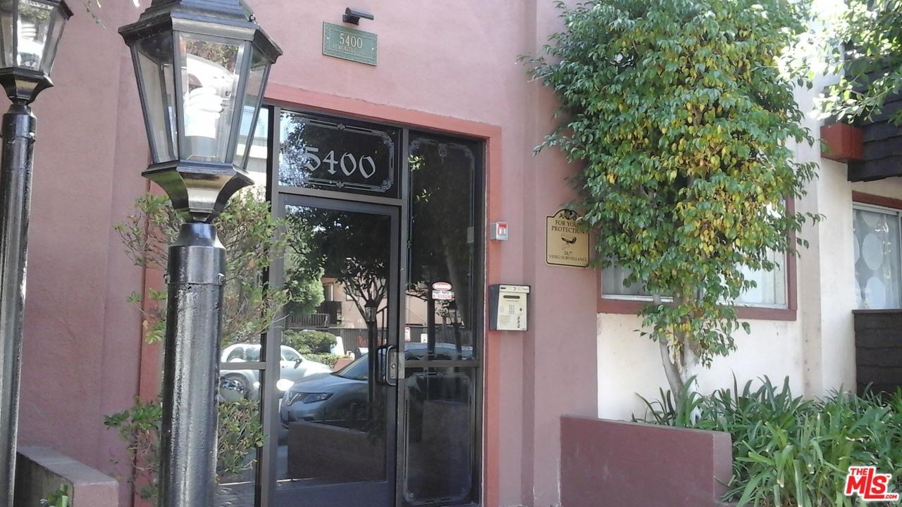 5400 Newcastle Avenue - Photo 1