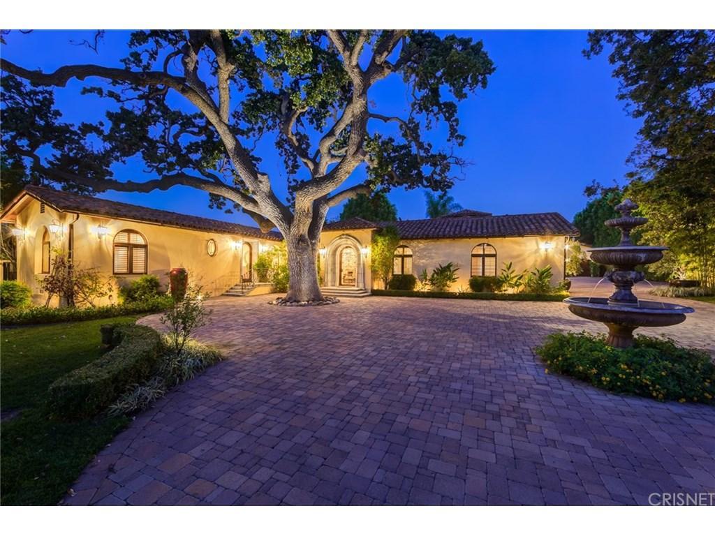 5000 White Oak Avenue - Photo 1
