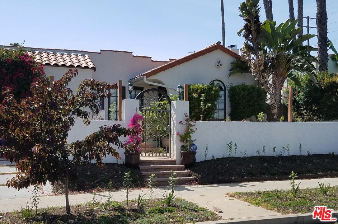 745 Gardner Street - Photo 1