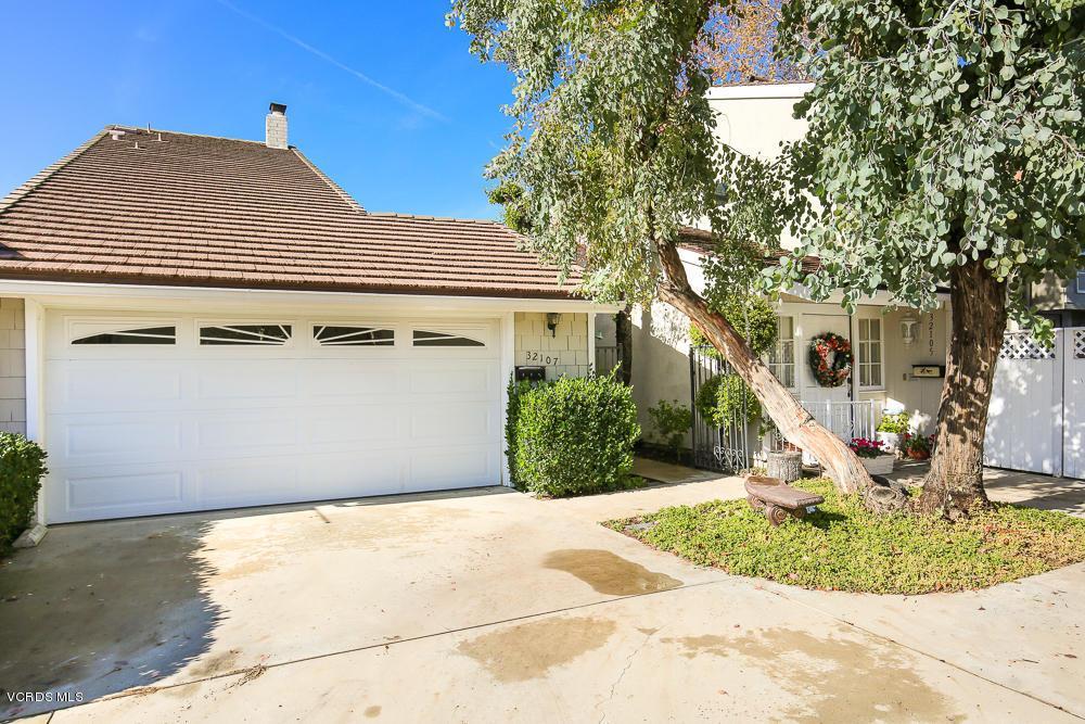 32107 Beachview Lane - Photo 1