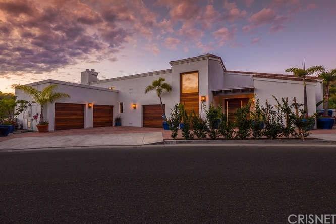 2655 Nichols Canyon Road - Photo 1