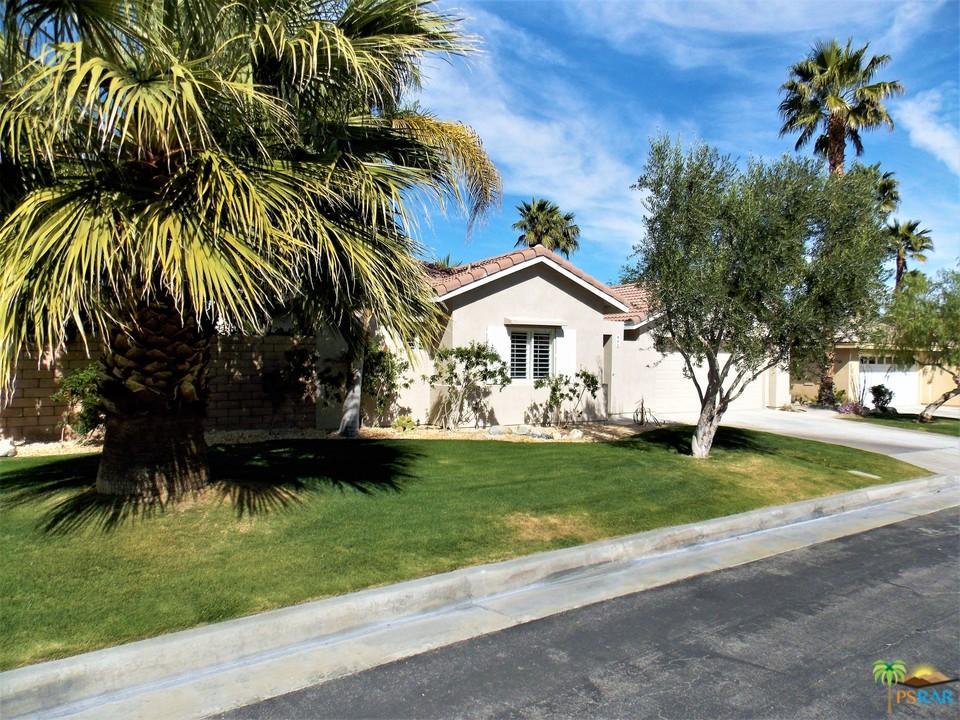 662 Daisy Street - Photo 1