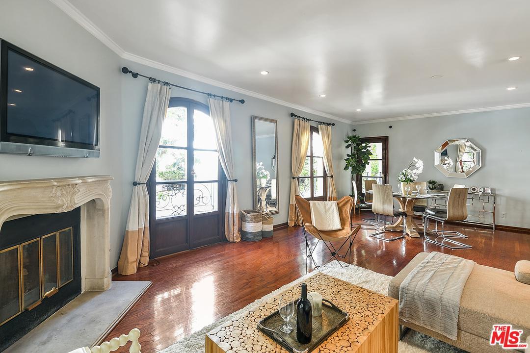 9233 Burton Way - Photo 1