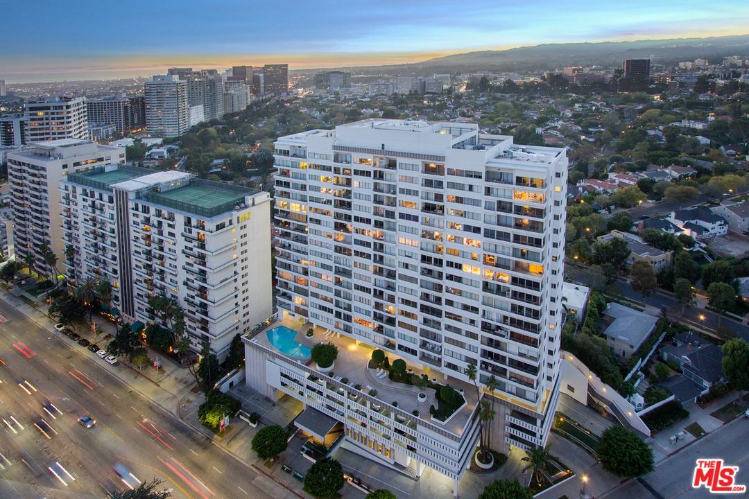 10501 Wilshire - Photo 1