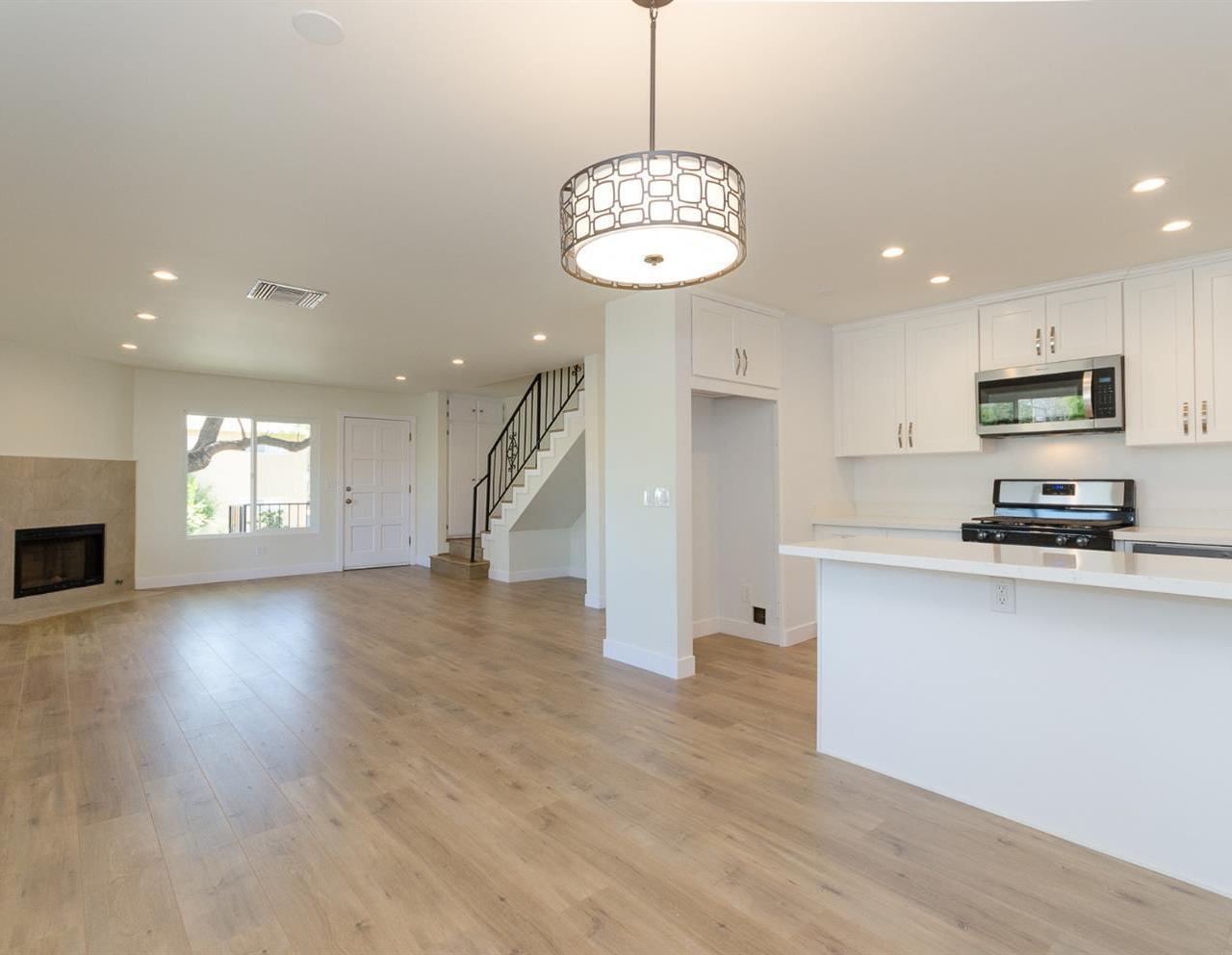 1149 Parish Place - Photo 1