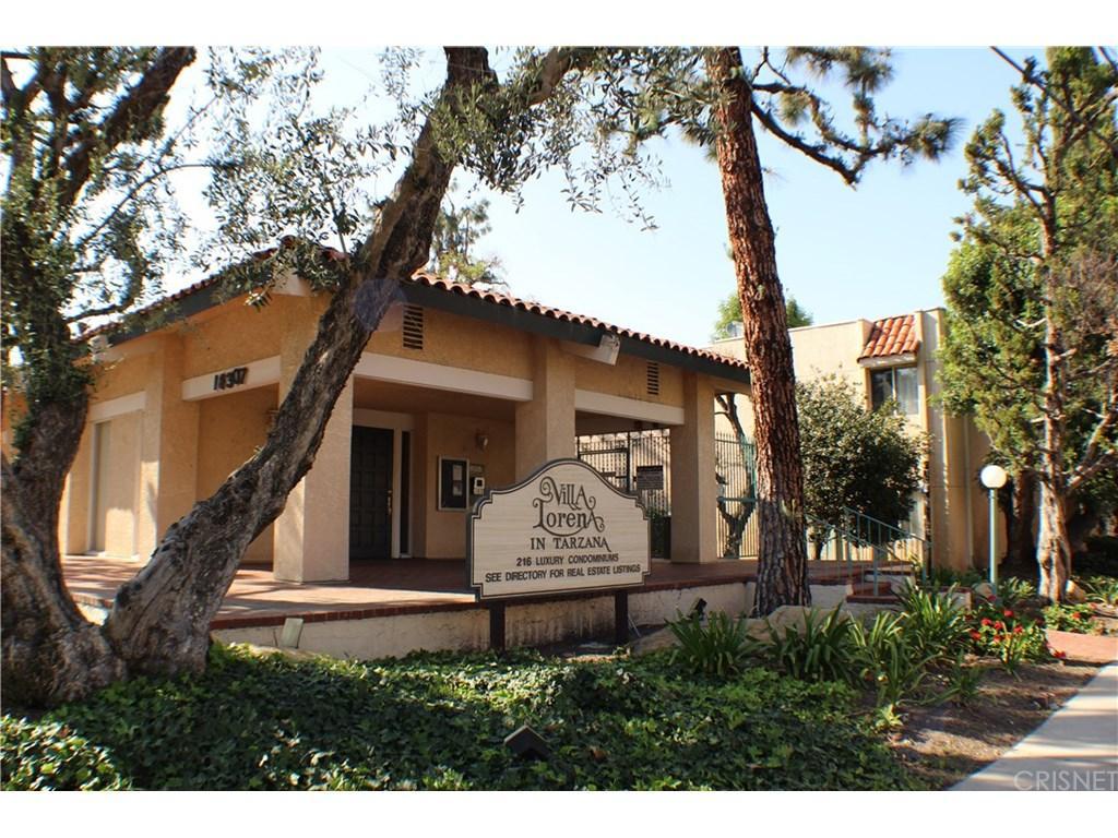 18307 Burbank Boulevard - Photo 1